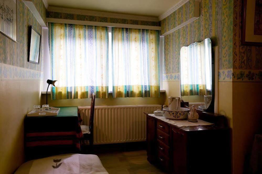 Hotel - B&B Elementum Kortrijk Eksteriør billede